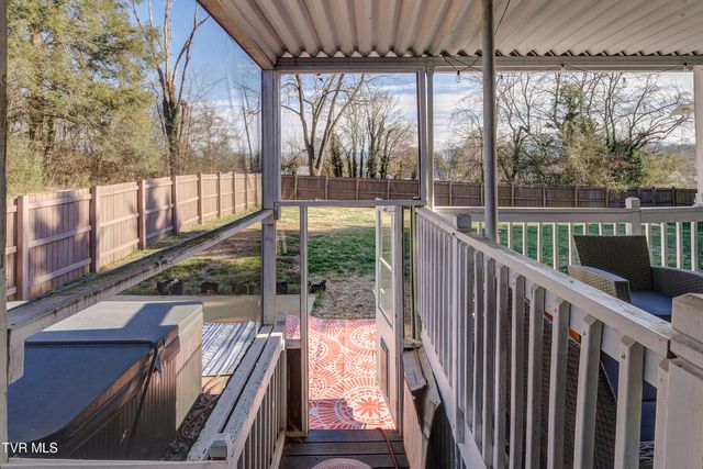 332 Randolph Street, Bristol, VA 24201