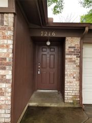 7216 NE Loop 820, North Richland Hills, TX 76180