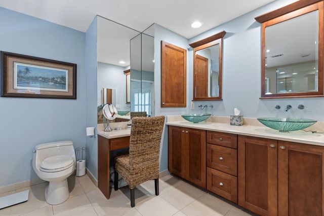 14049 Port Circle, Palm Beach Gardens, FL 33410