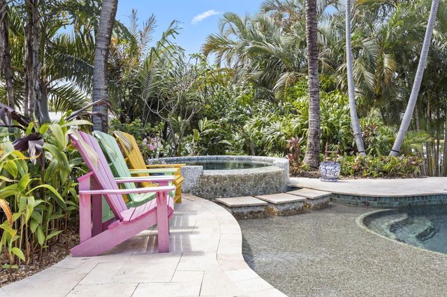 14049 Port Circle, Palm Beach Gardens, FL 33410