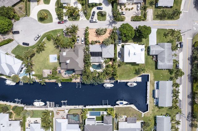 14049 Port Circle, Palm Beach Gardens, FL 33410