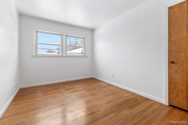 6690 Deering Street, Garden City, MI 48135