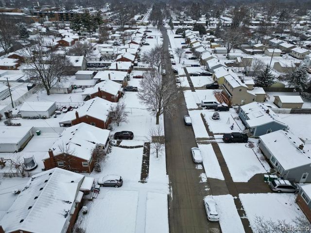 6690 Deering Street, Garden City, MI 48135