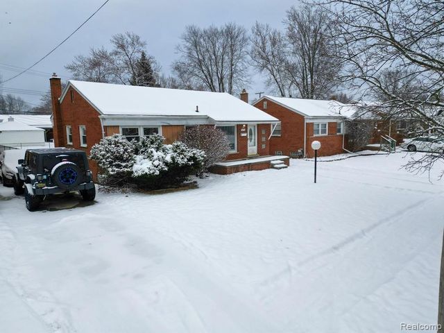 6690 Deering Street, Garden City, MI 48135