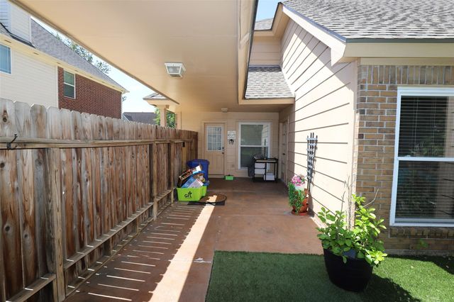 10514 Great Plains Lane, Houston, TX 77064