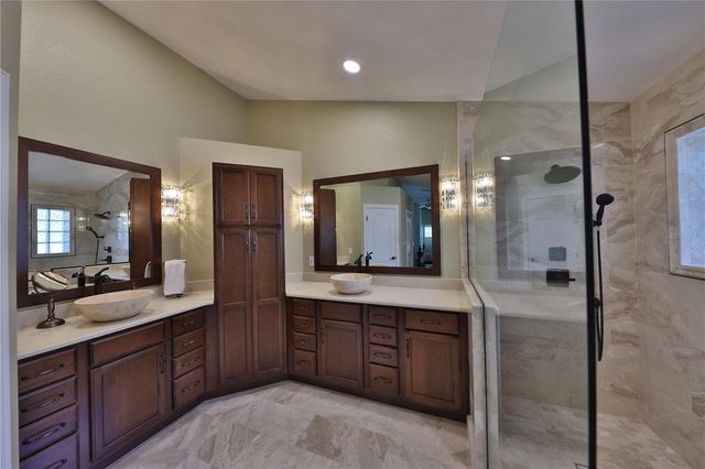 2578 EKANA DRIVE, Oviedo, FL 32765