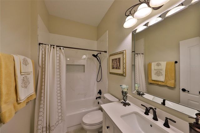 2578 EKANA DRIVE, Oviedo, FL 32765