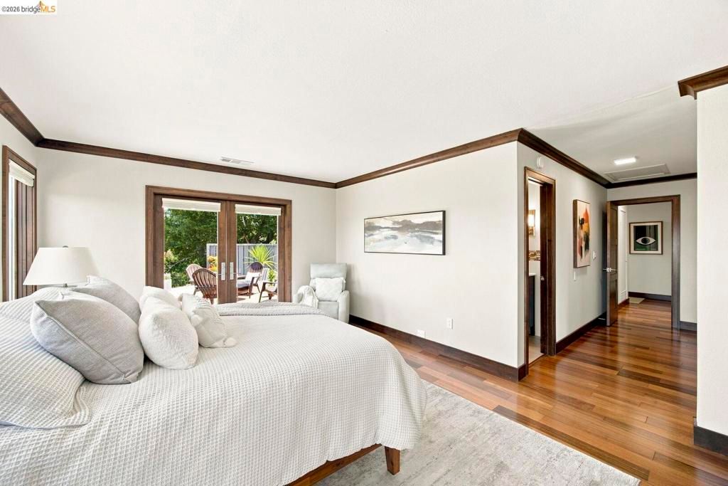 Image 22 of property listing at 1897 Ascot DR, Moraga, CA 94556