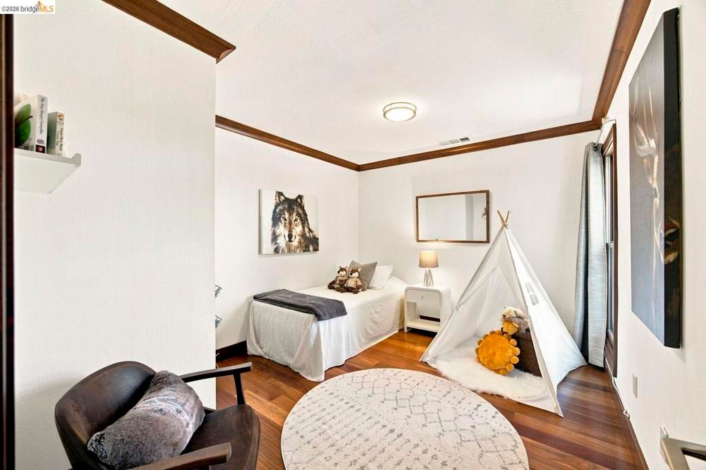 Image 32 of property listing at 1897 Ascot DR, Moraga, CA 94556