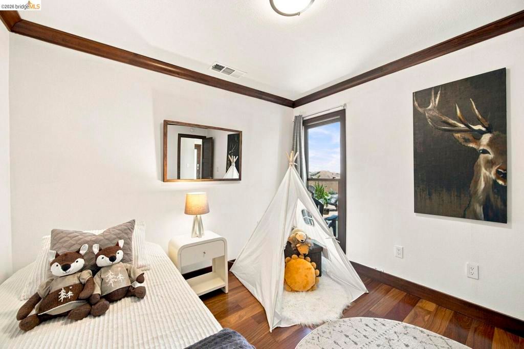 Image 33 of property listing at 1897 Ascot DR, Moraga, CA 94556