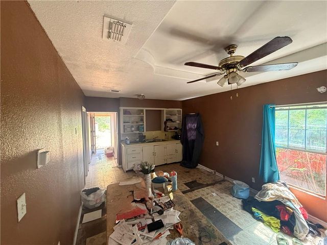 520 E Hawk Avenue, Pharr, TX 78577