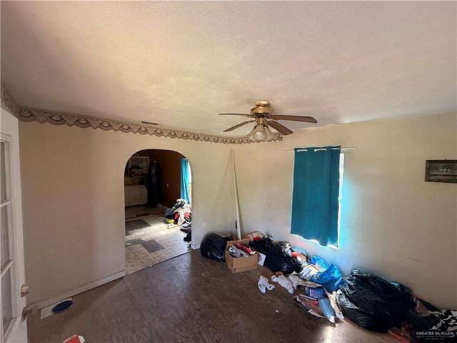520 E Hawk Avenue, Pharr, TX 78577