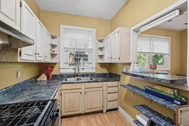 1211 Avon Avenue SW, Atlanta, GA 30310