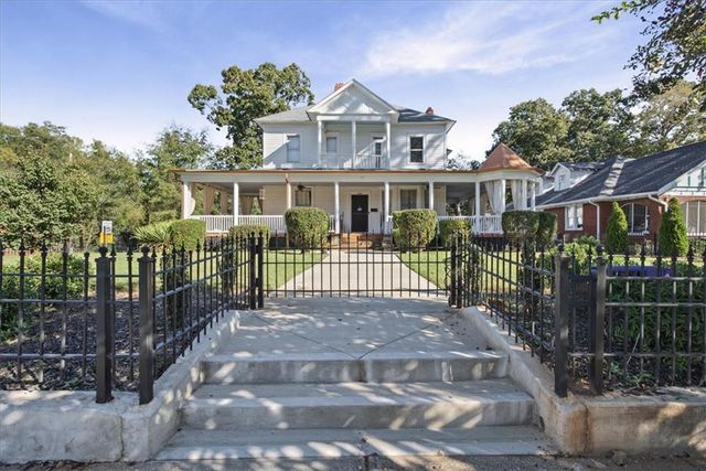 1211 Avon Avenue SW, Atlanta, GA 30310