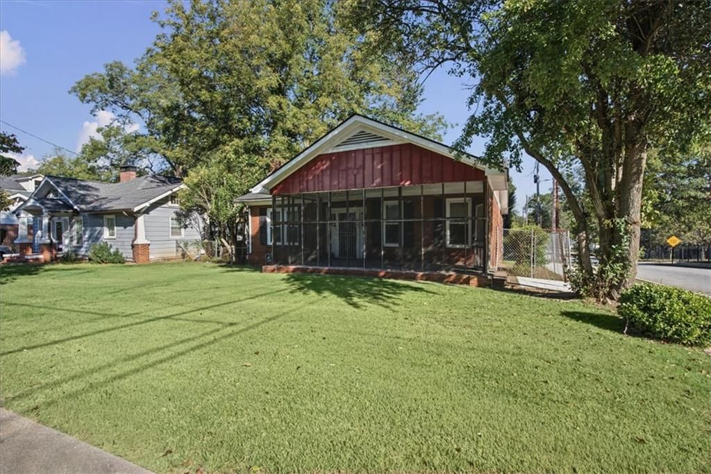 1211 Avon Avenue SW, Atlanta, GA 30310