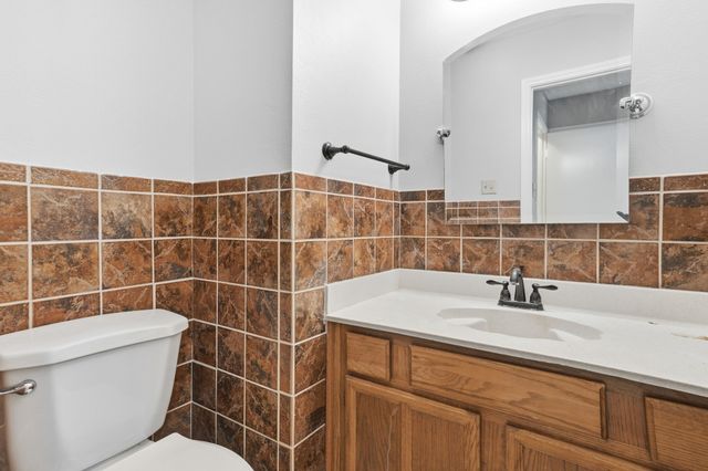 4364 Bentley Drive, Grand Prairie, TX 75052