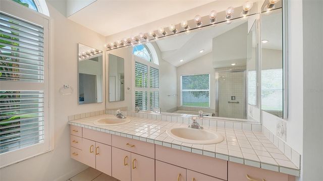 4871 WINTERHAVEN DRIVE, Sarasota, FL 34233