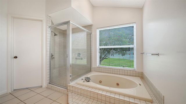 4871 WINTERHAVEN DRIVE, Sarasota, FL 34233