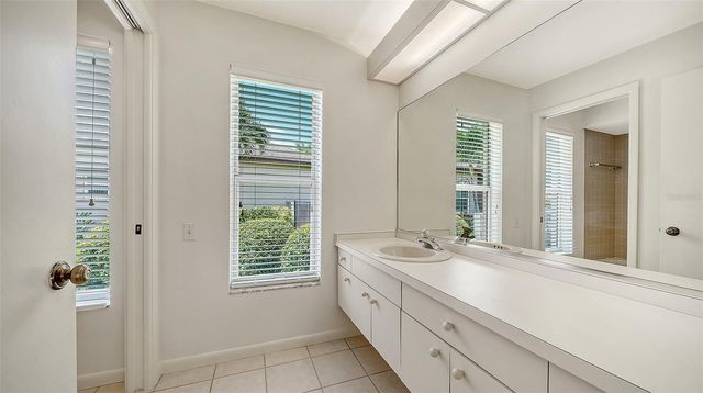 4871 WINTERHAVEN DRIVE, Sarasota, FL 34233