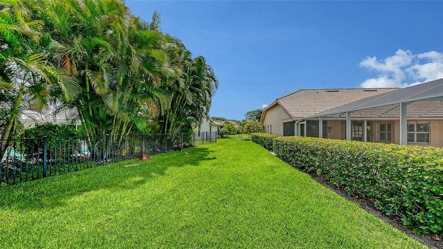 4871 WINTERHAVEN DRIVE, Sarasota, FL 34233