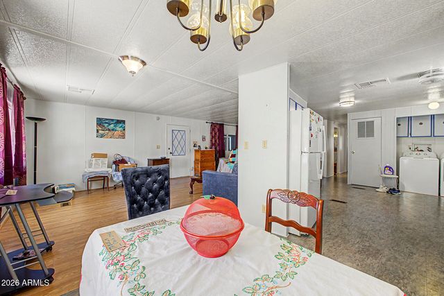 555 S 83RD Way, Mesa, AZ 85208