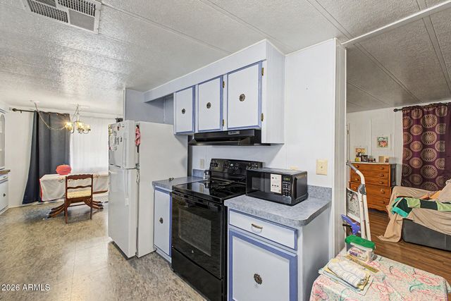 555 S 83RD Way, Mesa, AZ 85208
