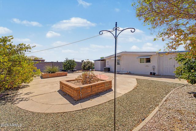 555 S 83RD Way, Mesa, AZ 85208