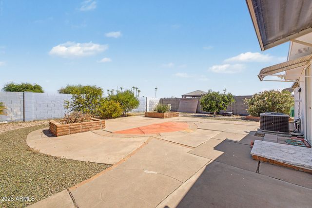 555 S 83RD Way, Mesa, AZ 85208
