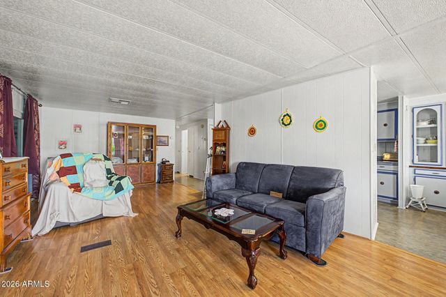 555 S 83RD Way, Mesa, AZ 85208