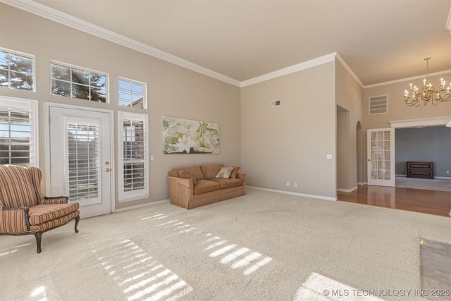 9559 S College Court, Tulsa, OK 74137