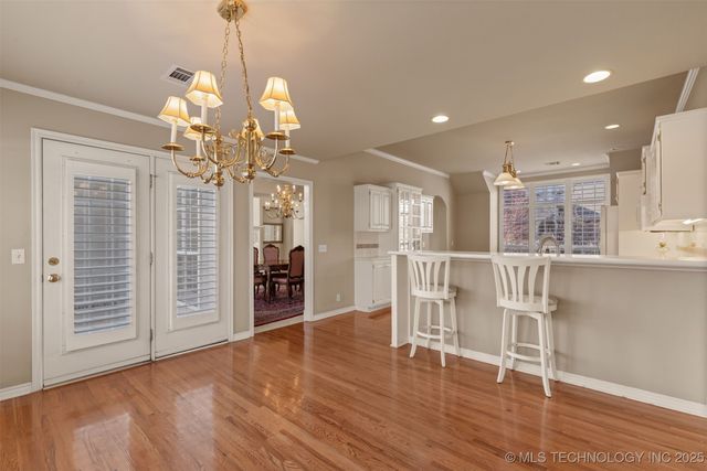 9559 S College Court, Tulsa, OK 74137