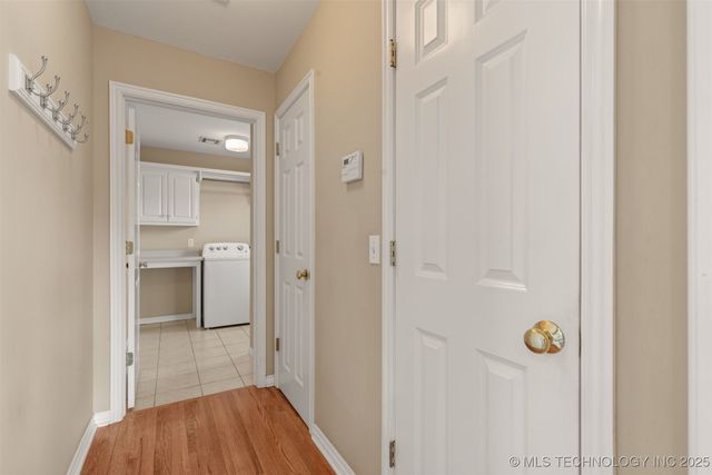 9559 S College Court, Tulsa, OK 74137