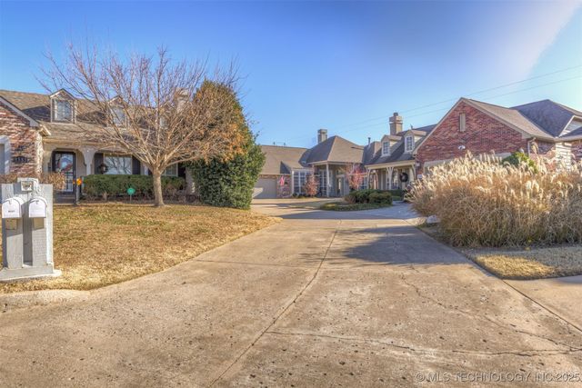 9559 S College Court, Tulsa, OK 74137