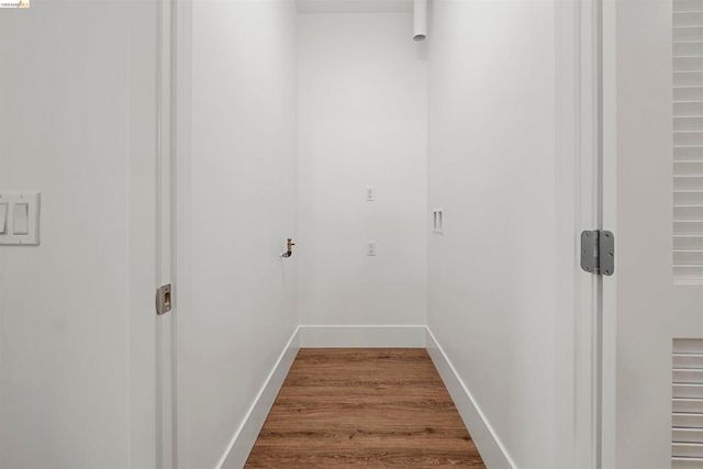 1545 32nd Street 103, Oakland, CA 94608