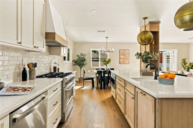 5754 W 74th St, Los Angeles, CA 90045
