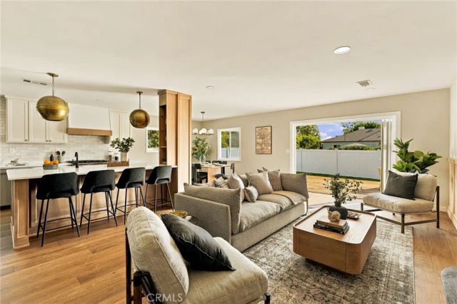 5754 W 74th St, Los Angeles, CA 90045