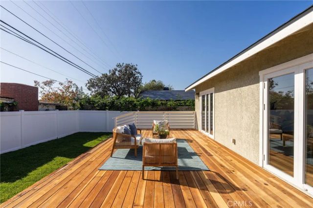5754 W 74th St, Los Angeles, CA 90045