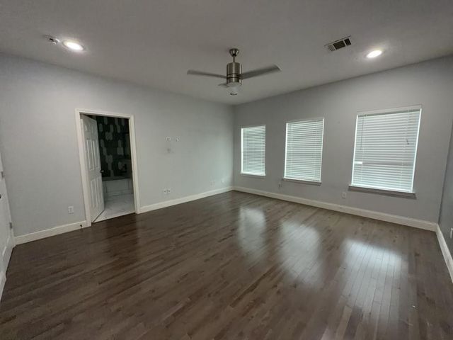 1828 Fletcher Street, Houston, TX 77009