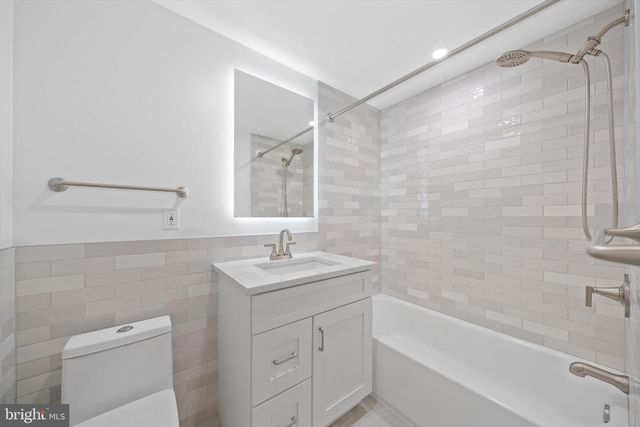 9329 BENTRIDGE AVE, Potomac, MD 20854