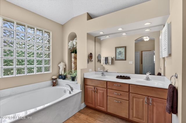 2103 SOFTWIND Court, Jacksonville, FL 32224