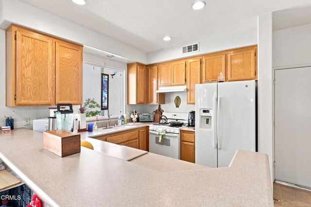 336 Ponoma Street, Port Hueneme, CA 93041