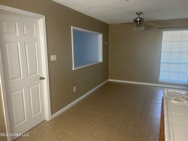 5621 Picadilly Circus Circle, Gautier, MS 39553