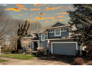 1037 Ne CREEKSEDGE Dr, Hillsboro, OR 97124