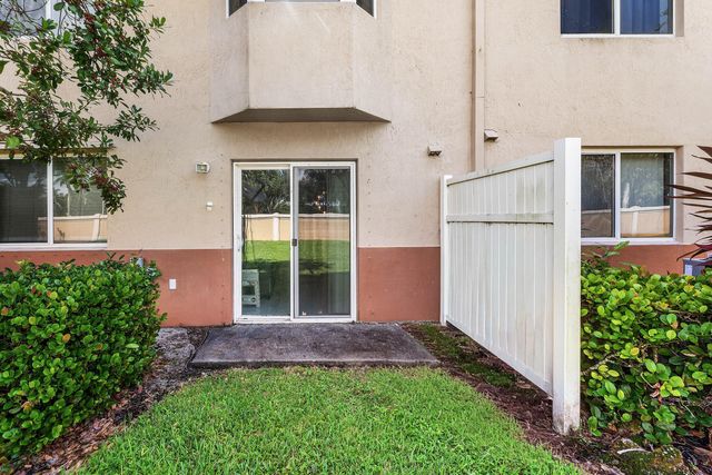 3516 BRIAR BAY Boulevard 103, West Palm Beach, FL 33411