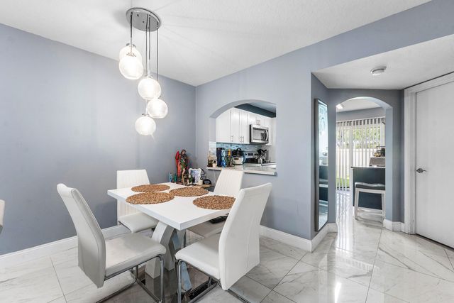 3516 BRIAR BAY Boulevard 103, West Palm Beach, FL 33411