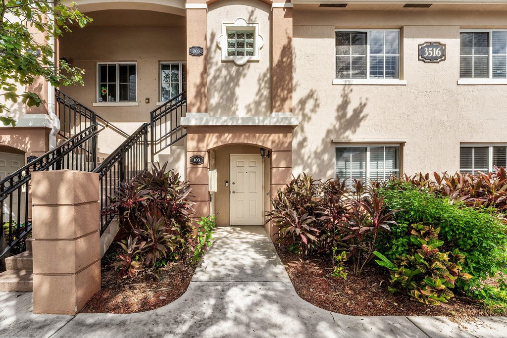 3516 BRIAR BAY Boulevard 103, West Palm Beach, FL 33411