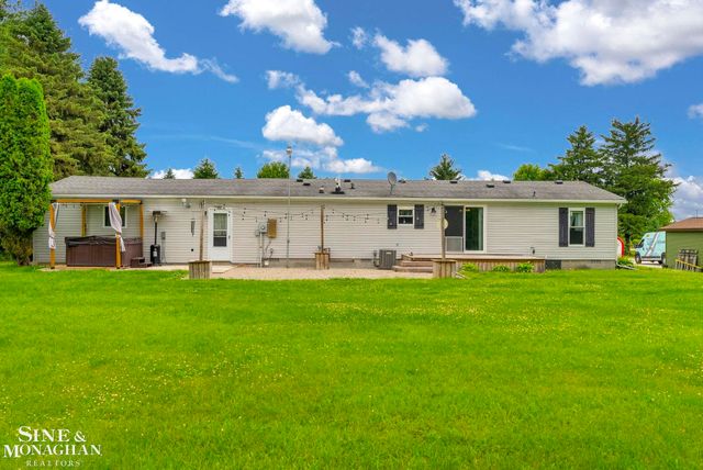 433 N Howard Street, Croswell, MI 48422