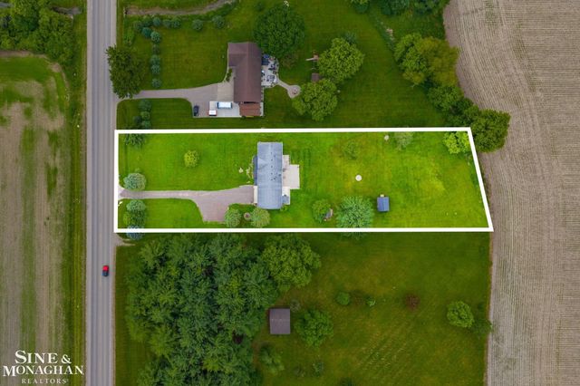 433 N Howard Street, Croswell, MI 48422