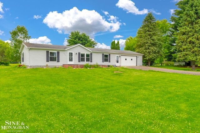 433 N Howard Street, Croswell, MI 48422