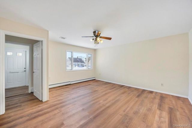 21 Clay Lane, Levittown, NY 11756